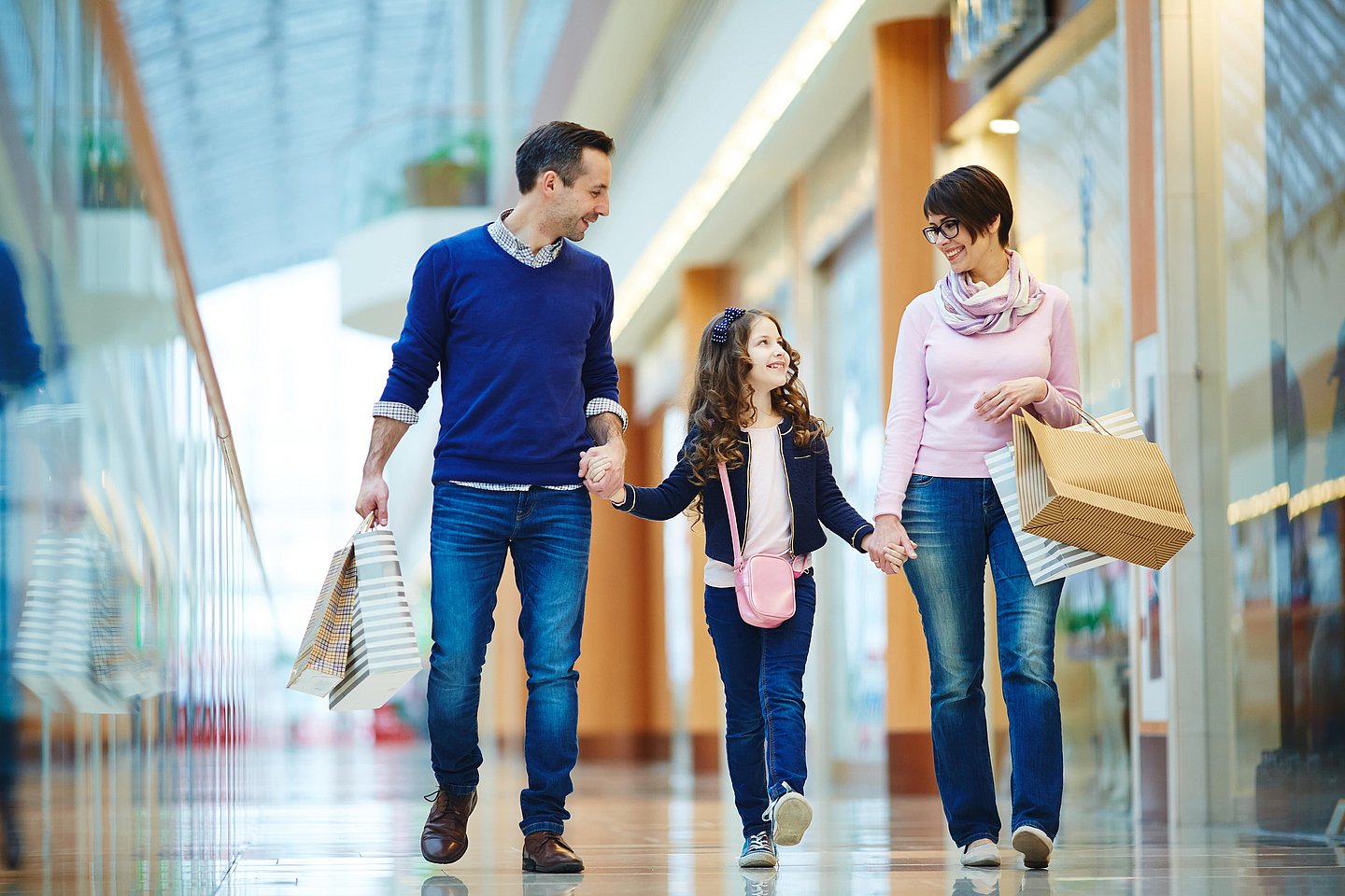 Raben for Retail industry Закупки в торговому центрі